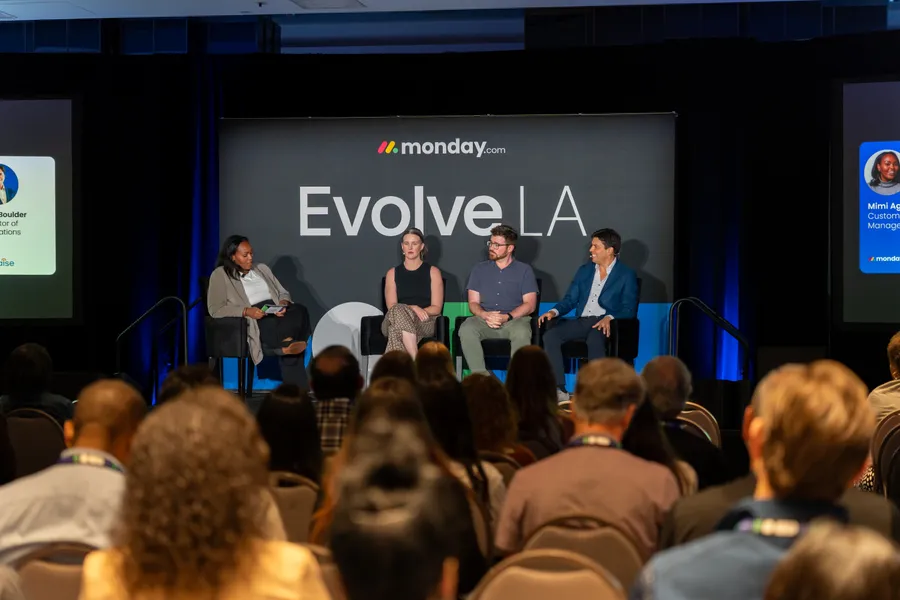 Arcaise at Evolve LA 2025, photo 4