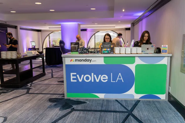 Arcaise at Evolve LA 2025, photo 52 of 55